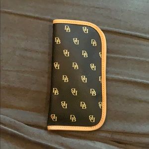 Dooney and Bourke Glasses Case